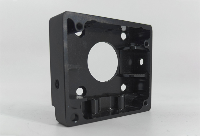 硬質(zhì)氧化鋁合金零件 硬質(zhì)氧化鋁合金零件